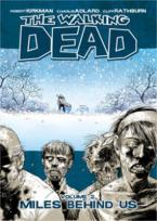 THE WALKING DEAD : MILES BEHIND US VOL.2 Paperback