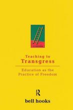 TEACHING TO TRANSGRESS Paperback